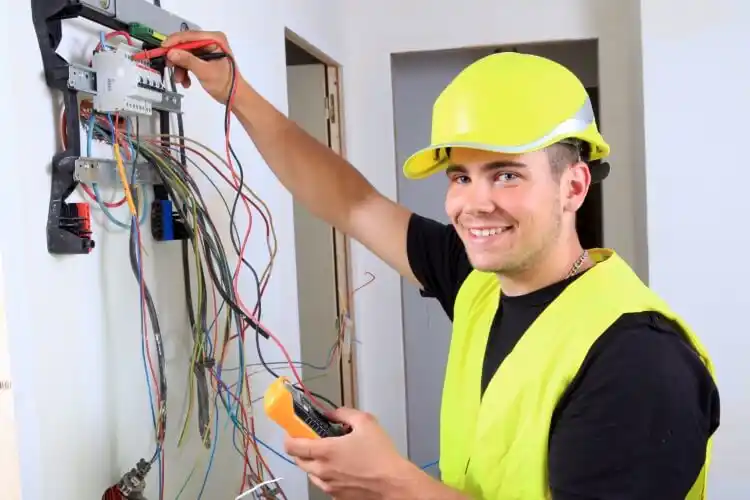 elektricien Den Dungen